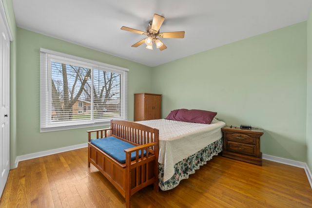 216 N Lombard Avenue, Lombard, IL 60148