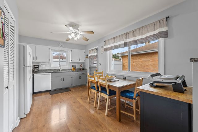 216 N Lombard Avenue, Lombard, IL 60148