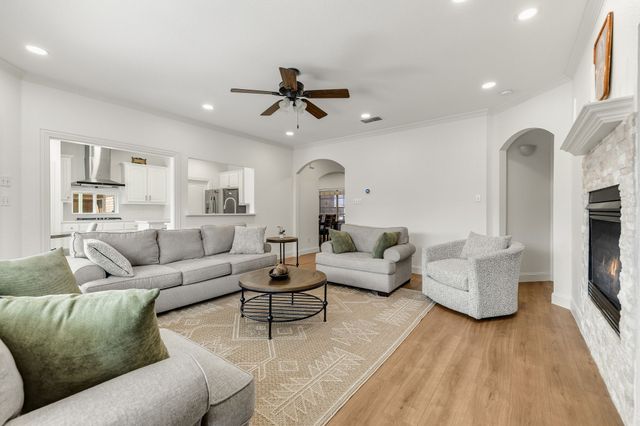 1210 Colby Court, Irving, TX 75060