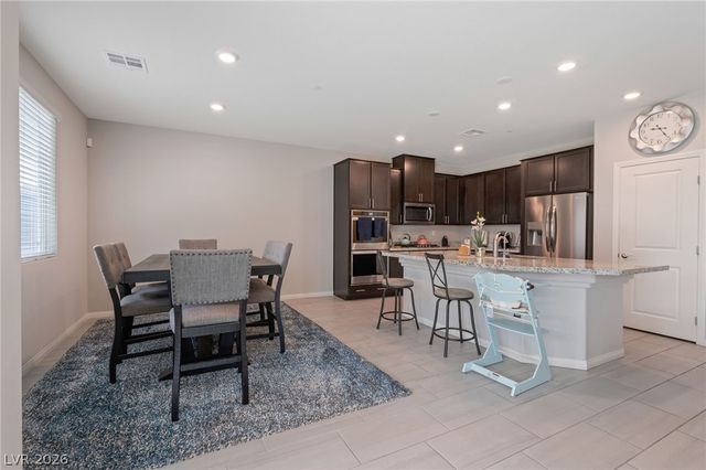 372 Soubrette Court, Las Vegas, NV 89145