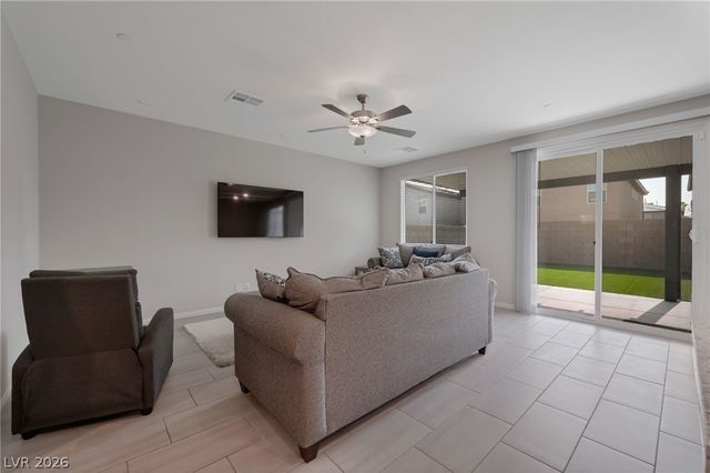 372 Soubrette Court, Las Vegas, NV 89145