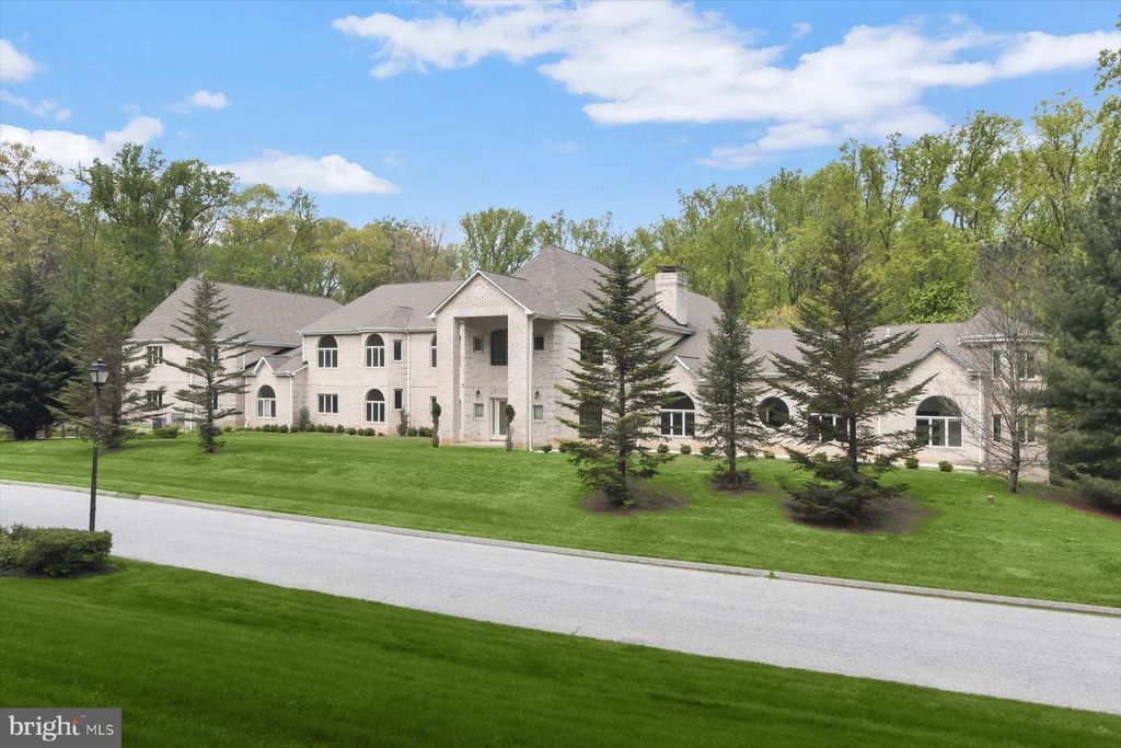 Image 1 of property listing at 6 EVAN WAY, Pikesville, MD 21208