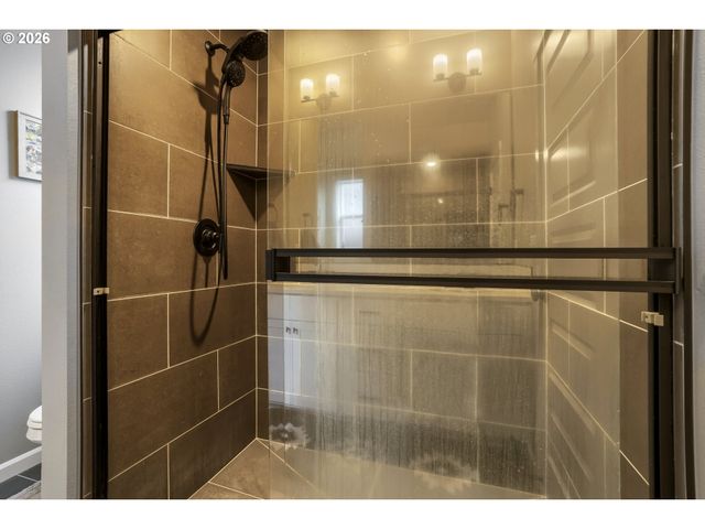 12815 Ne 64TH Ave, Vancouver, WA 98686