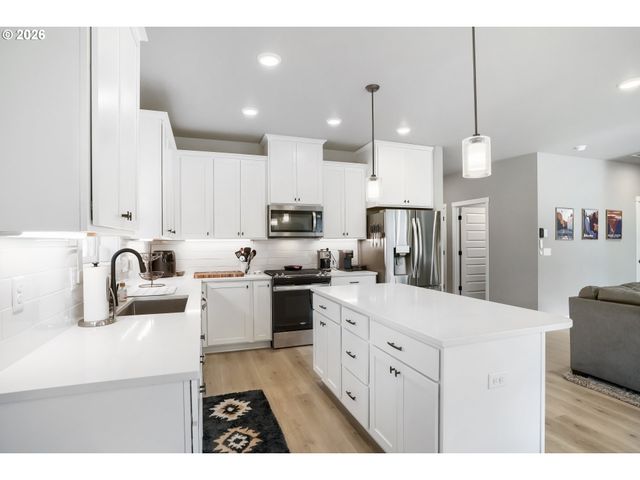 12815 Ne 64TH Ave, Vancouver, WA 98686