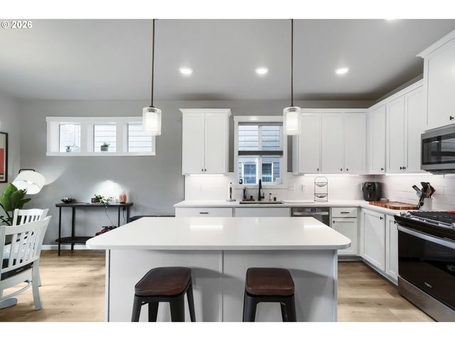 12815 Ne 64TH Ave, Vancouver, WA 98686