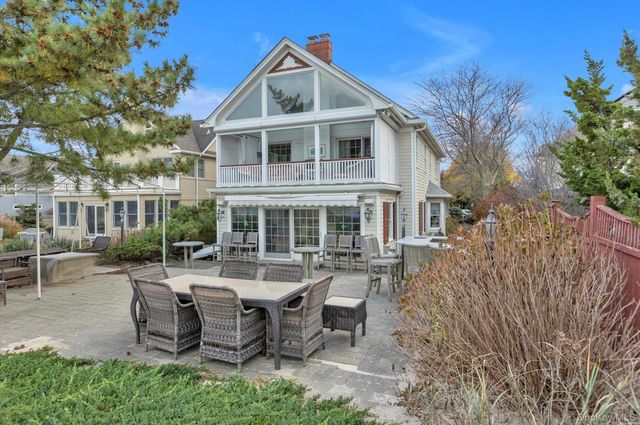 216 Asharoken Avenue, Northport, NY 11768