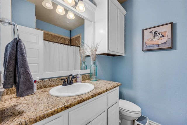 5854 Cornwallis Dr, Elgin, OK 73538
