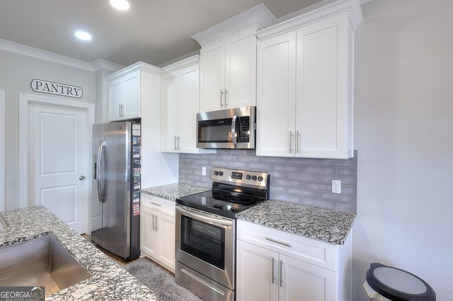 270 Village Brooks Drive, Pendergrass, GA 30567