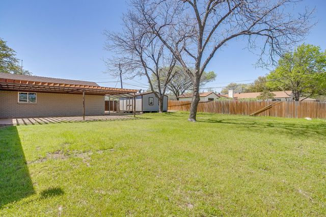 6940 Bal Lake Drive, Fort Worth, TX 76116