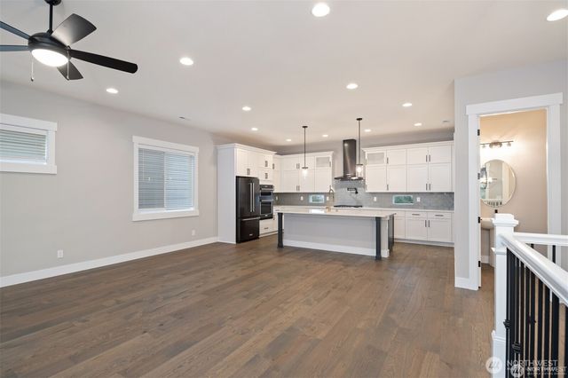 13025 75TH Place S, Seattle, WA 98178