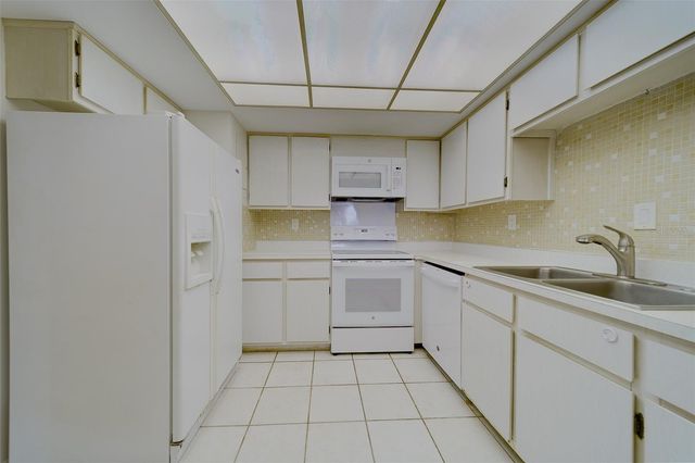 17920 GULF BOULEVARD 1408, Redington Shores, FL 33708