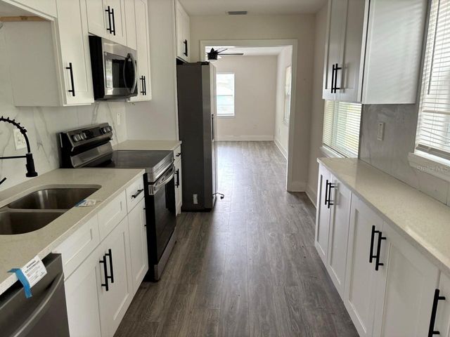 1700 30TH STREET S, St Petersburg, FL 33712