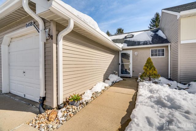 845-B Taylor Road, Monroe, NJ 08831