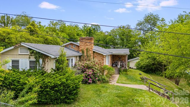 48 Ellen Avenue, Canton, NC 28716