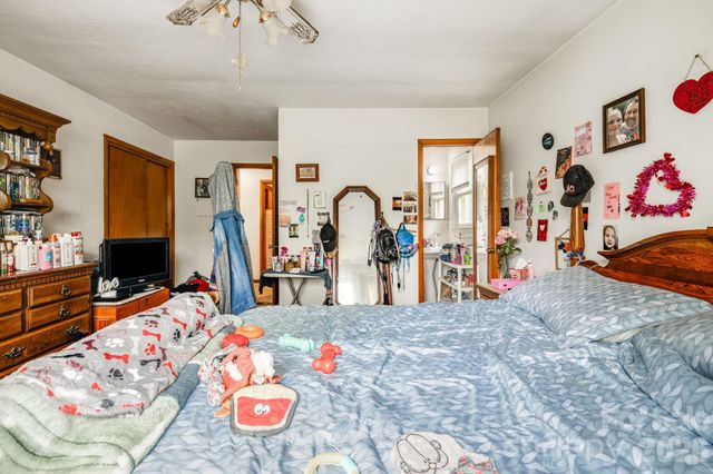 48 Ellen Avenue, Canton, NC 28716