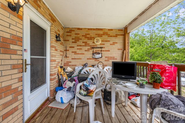48 Ellen Avenue, Canton, NC 28716
