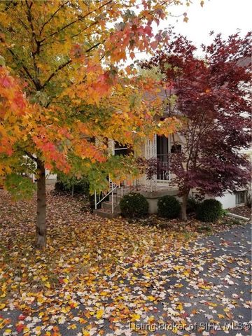 1012 N Randolph Avenue, Clarksville, IN 47129