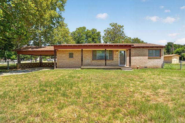 716 Kerry Lane, Azle, TX 76020