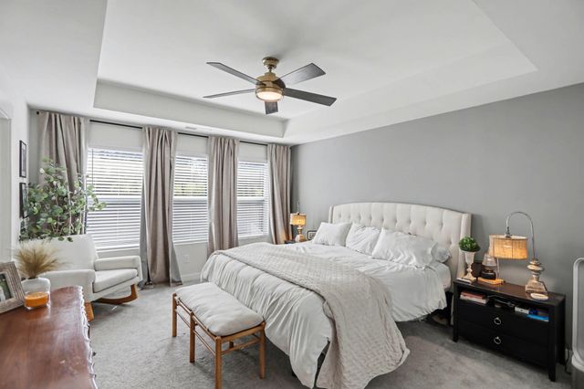 611 Ballard Dr, White House, TN 37188