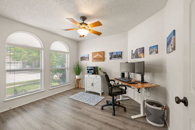 1916 Pine Ridge Drive, Bedford, TX 76021