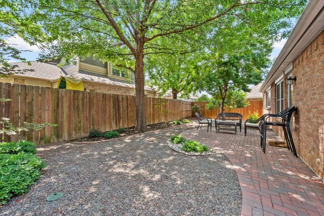 1916 Pine Ridge Drive, Bedford, TX 76021