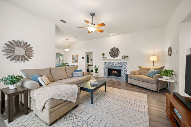 1916 Pine Ridge Drive, Bedford, TX 76021