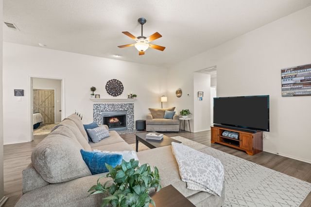 1916 Pine Ridge Drive, Bedford, TX 76021