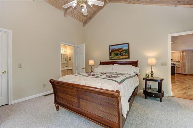 24 Sal Mountain Way, Cleveland, GA 30571