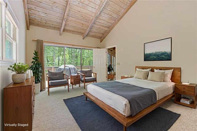 24 Sal Mountain Way, Cleveland, GA 30571