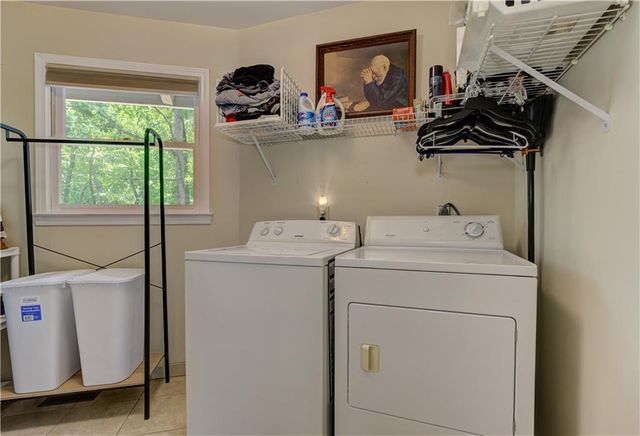 24 Sal Mountain Way, Cleveland, GA 30571