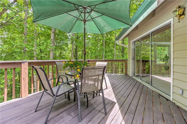 24 Sal Mountain Way, Cleveland, GA 30571
