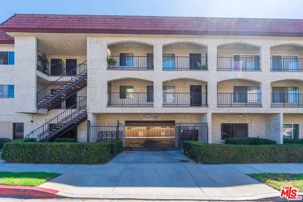1568 W Carson Street, Torrance, CA 90501 — photo 4