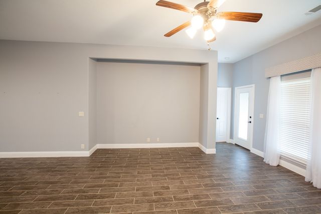 517 Kelvington Drive, Anna, TX 75409