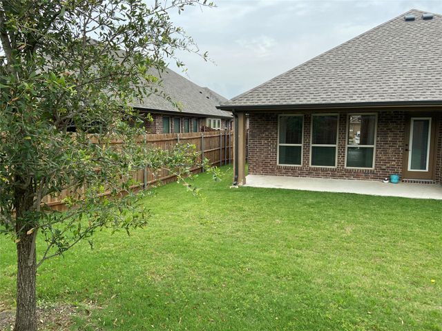 517 Kelvington Drive, Anna, TX 75409