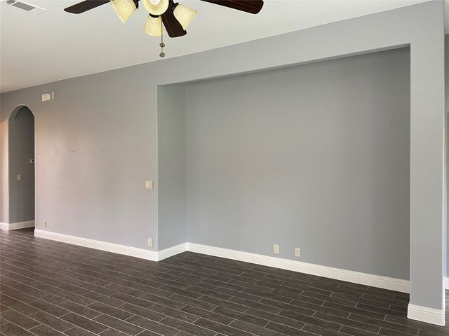 517 Kelvington Drive, Anna, TX 75409