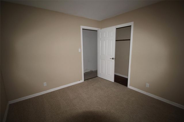 7946 Glenlea Street, Houston, TX 77061