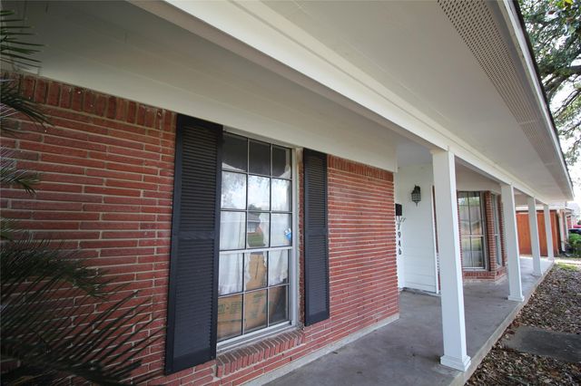 7946 Glenlea Street, Houston, TX 77061