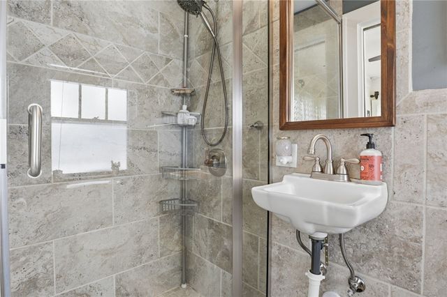 42 Wilmer Street, Rochester, NY 14607