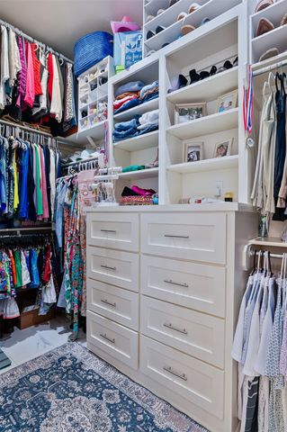 2204 Fairwoods Drive, Shreveport, LA 71106