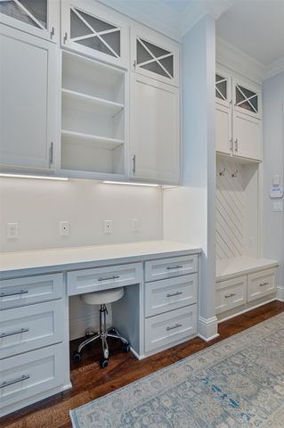 2204 Fairwoods Drive, Shreveport, LA 71106