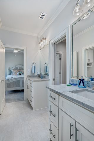 2204 Fairwoods Drive, Shreveport, LA 71106