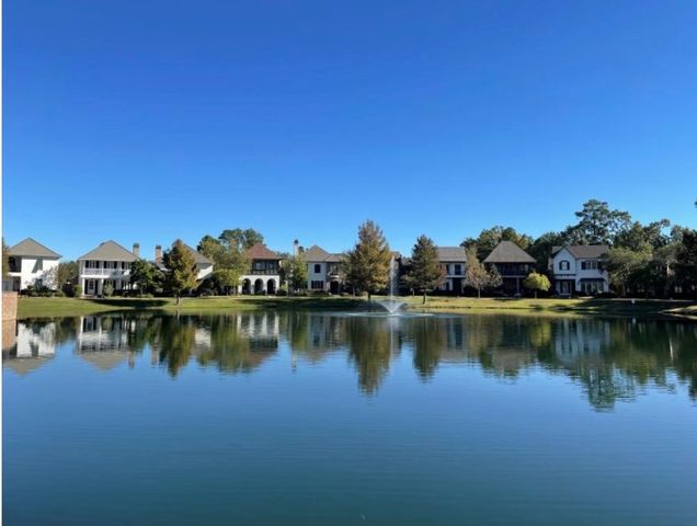 2204 Fairwoods Drive, Shreveport, LA 71106