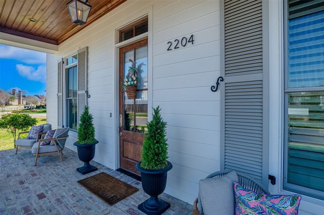 2204 Fairwoods Drive, Shreveport, LA 71106