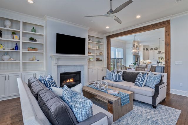 2204 Fairwoods Drive, Shreveport, LA 71106