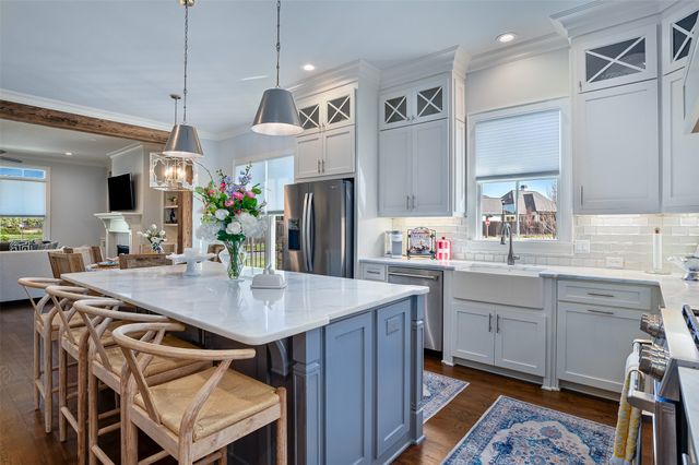 2204 Fairwoods Drive, Shreveport, LA 71106