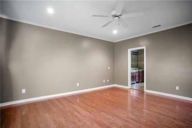 104 Lake Road, Springdale, AR 72764