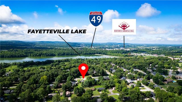 104 Lake Road, Springdale, AR 72764