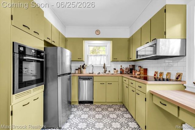1432 E Park Place, Ann Arbor, MI 48104