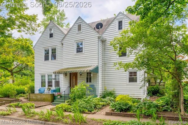 1432 E Park Place, Ann Arbor, MI 48104