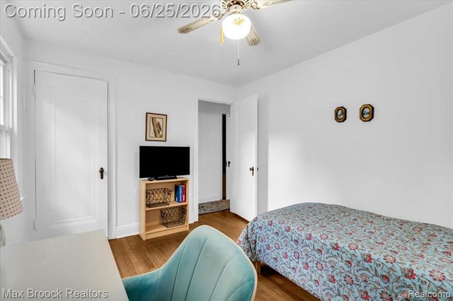 1432 E Park Place, Ann Arbor, MI 48104